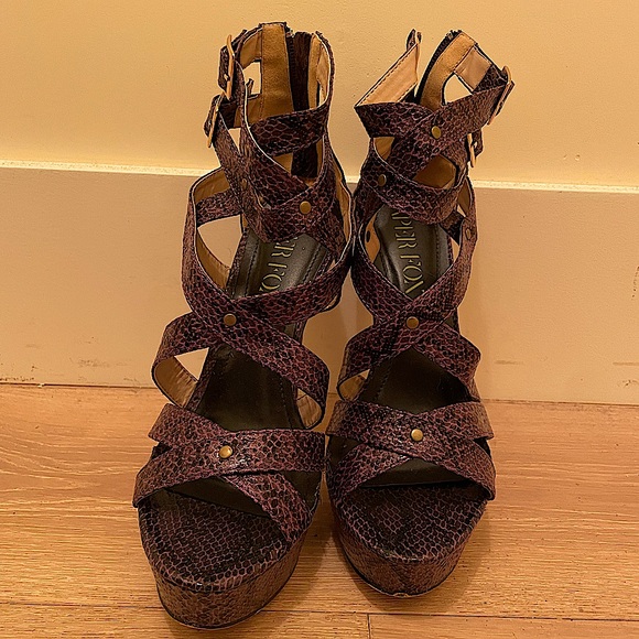 Purple snake print platform heels - Picture 1 of 5